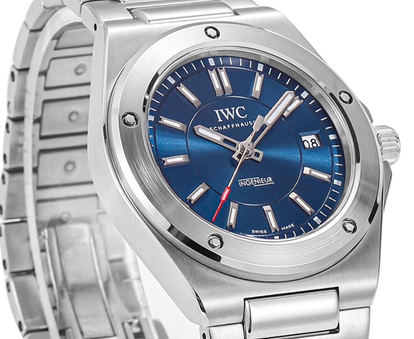 アイ・ダブリュー・シー細部ディテール